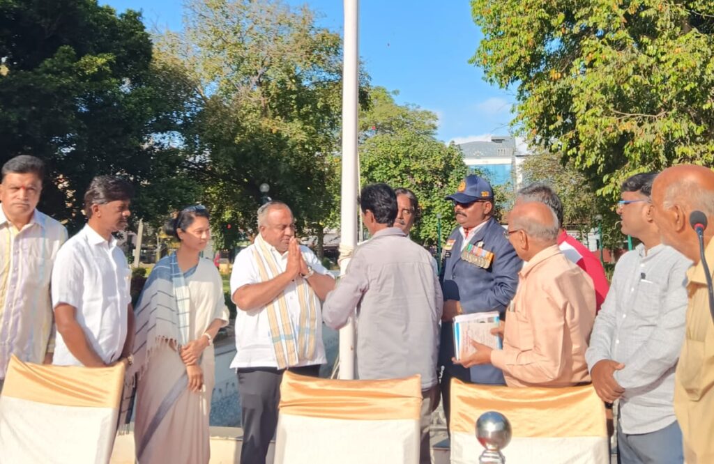 ಭಾರತದ ಸಂವಿಧಾನ ತಾಯಿ ಇದಂತೆ: ಬಿಜೆಪಿ ಶಾಸಕ ಟಿ.ಎಸ್. ಶ್ರೀವತ್ಸ  ಬಣ್ಣನೆ